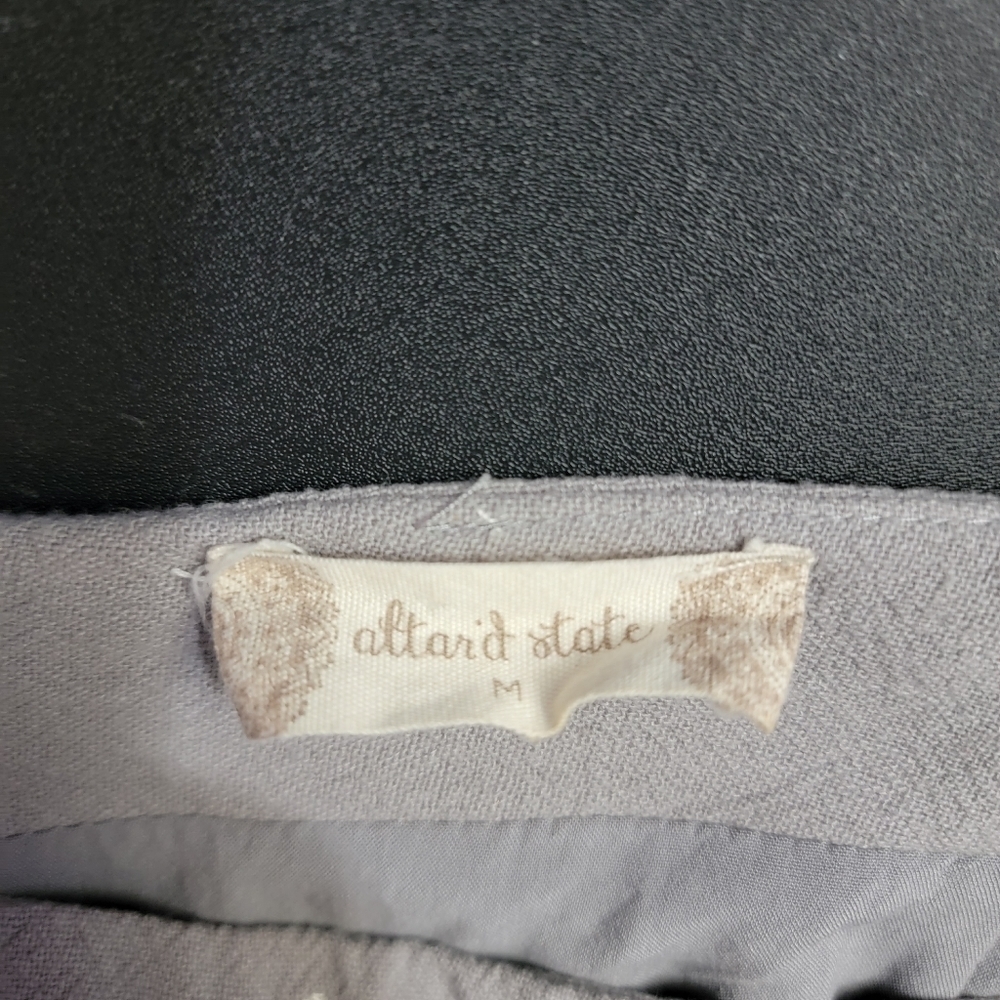 𝅺Altar'd State Bird and Floral Embroidered Design Linen Mini Skirt Gray Medium - Picture 3 of 3